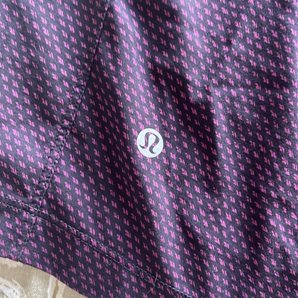 Lululemon Lightweight Shorts - Picture 2 of 3